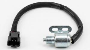 Sensor de Freno de Maquina Hino 500 / 700 02130