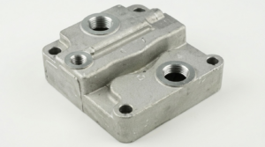 Cabezote del Compresor Isuzu NQR / 4HK1