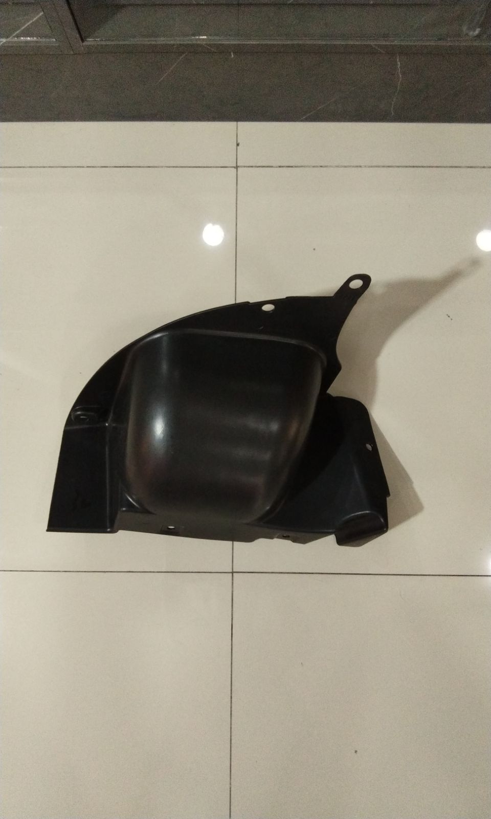 Moldura Parte de Escape CS15 Plus
