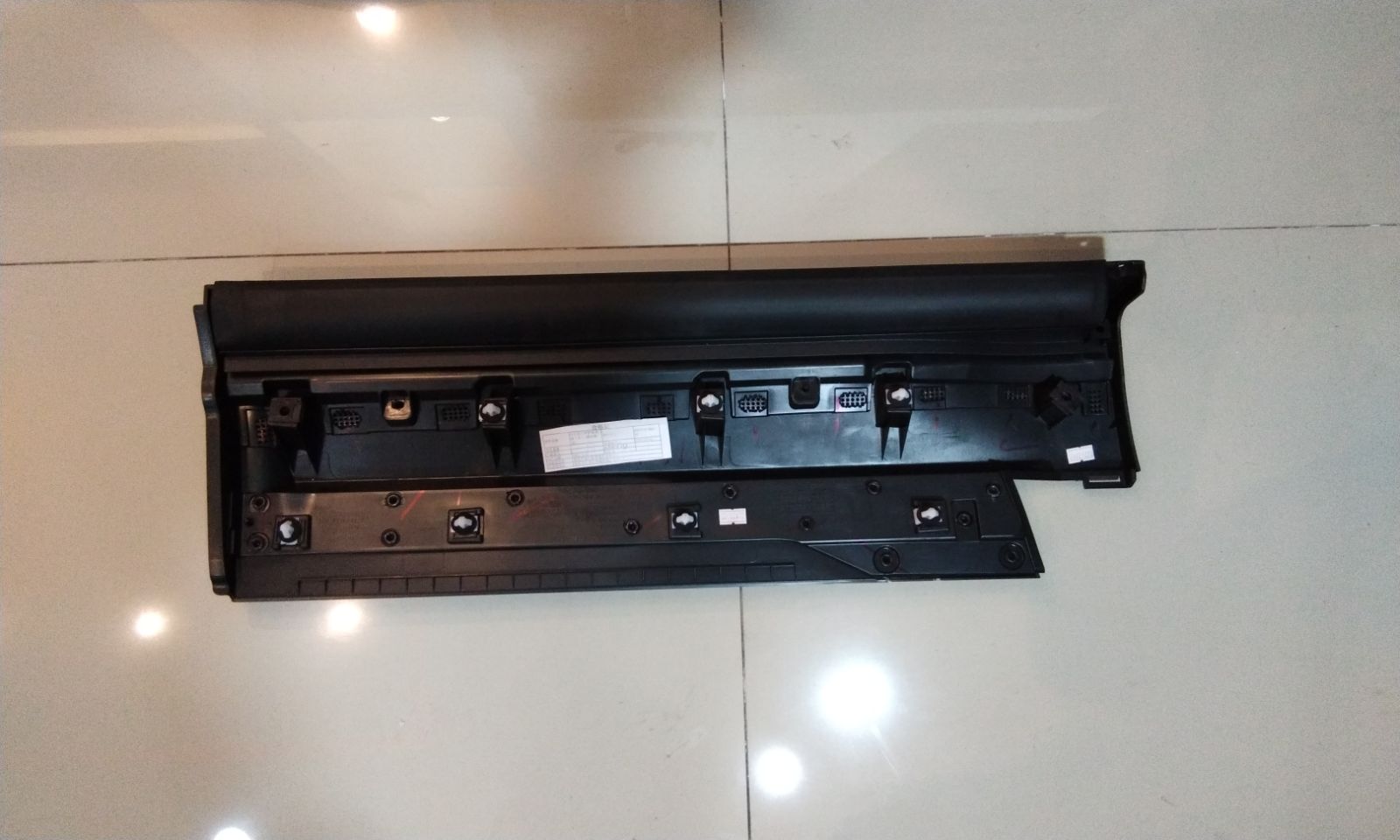 Moldura de Puerta Posterior CS55 Derecho