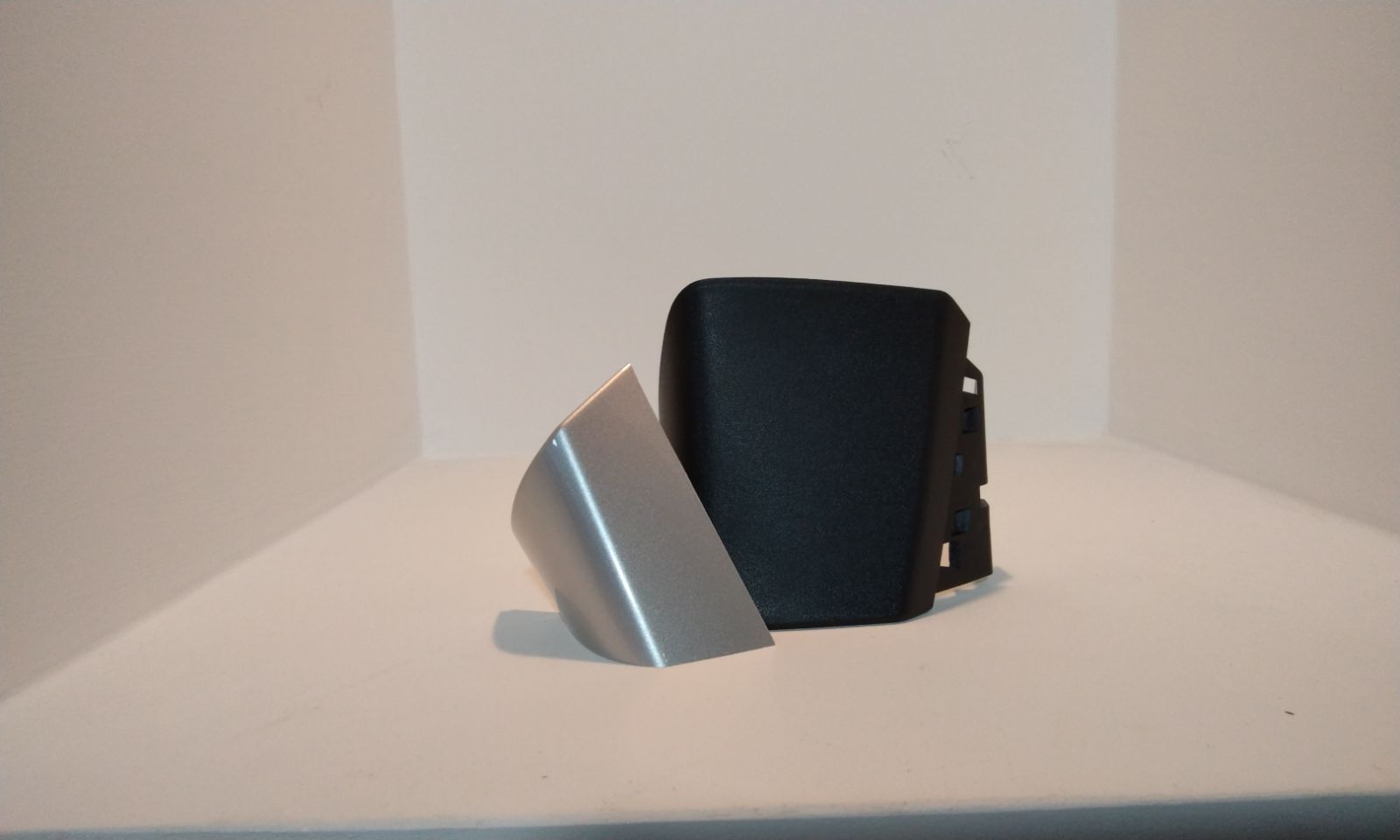 Moldura de Retrovisor LH CS15