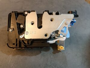 Chapa Puerta CS55 Plus Delantero LH