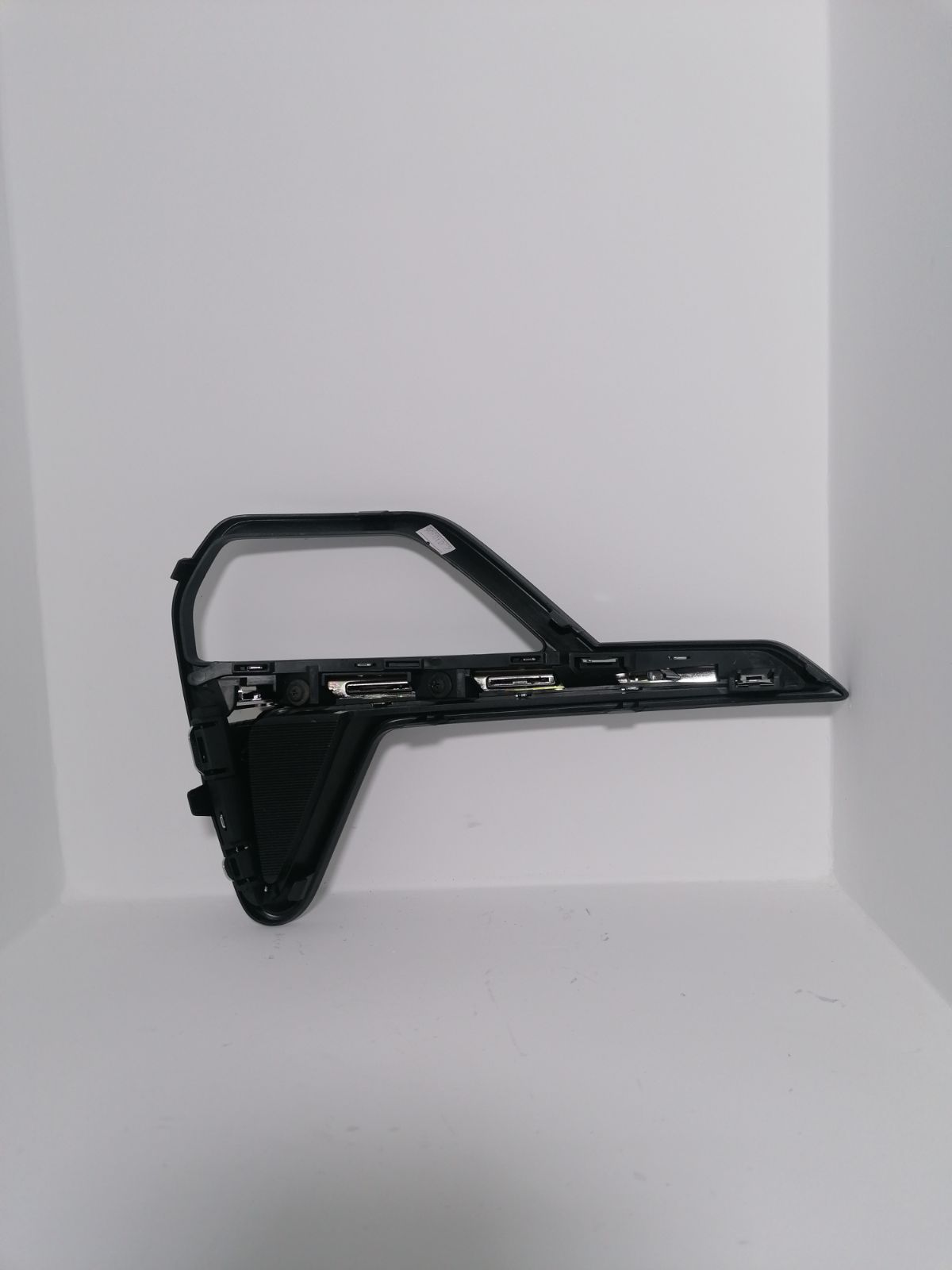 Moldura LH Guardachoque Posterior CS15