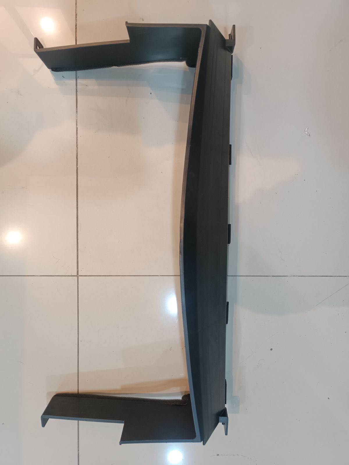 Moldura Radiador CS15 2022-2025