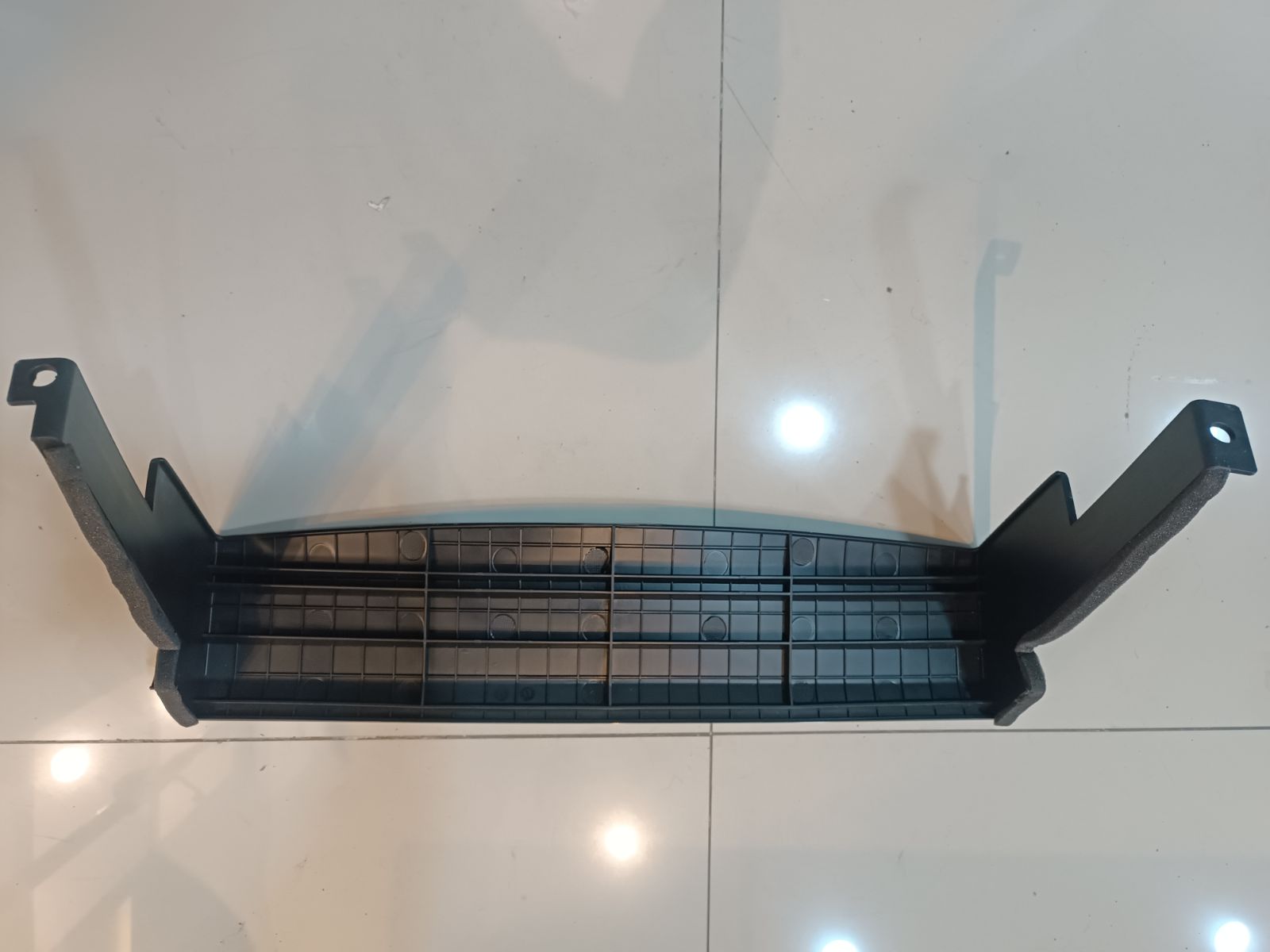Moldura Radiador CS15 2022-2025