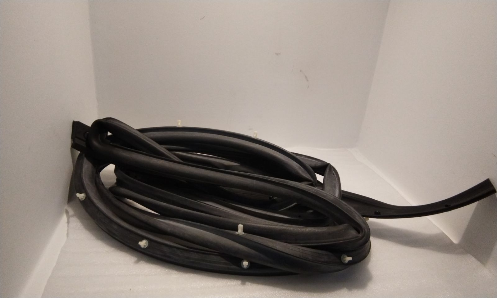 Caucho Puerta Posterior RH CS15
